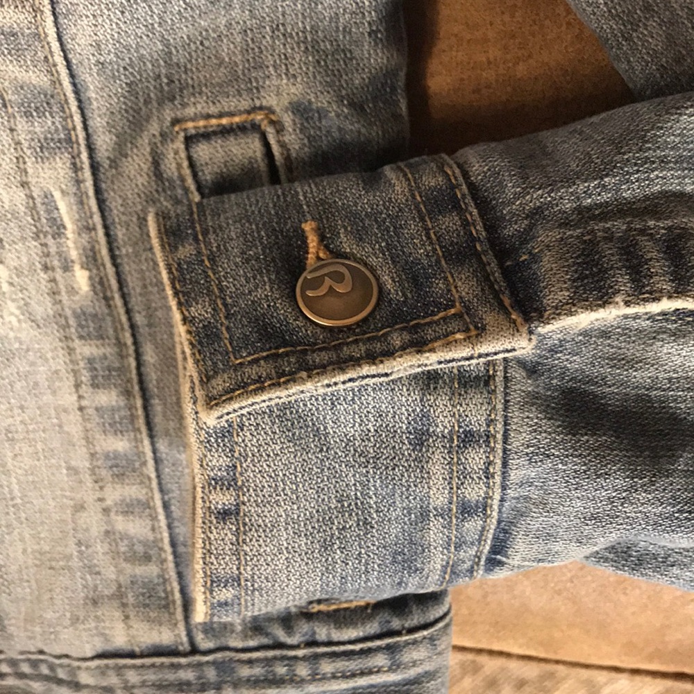 Jean jacket - Picture 4 of 5
